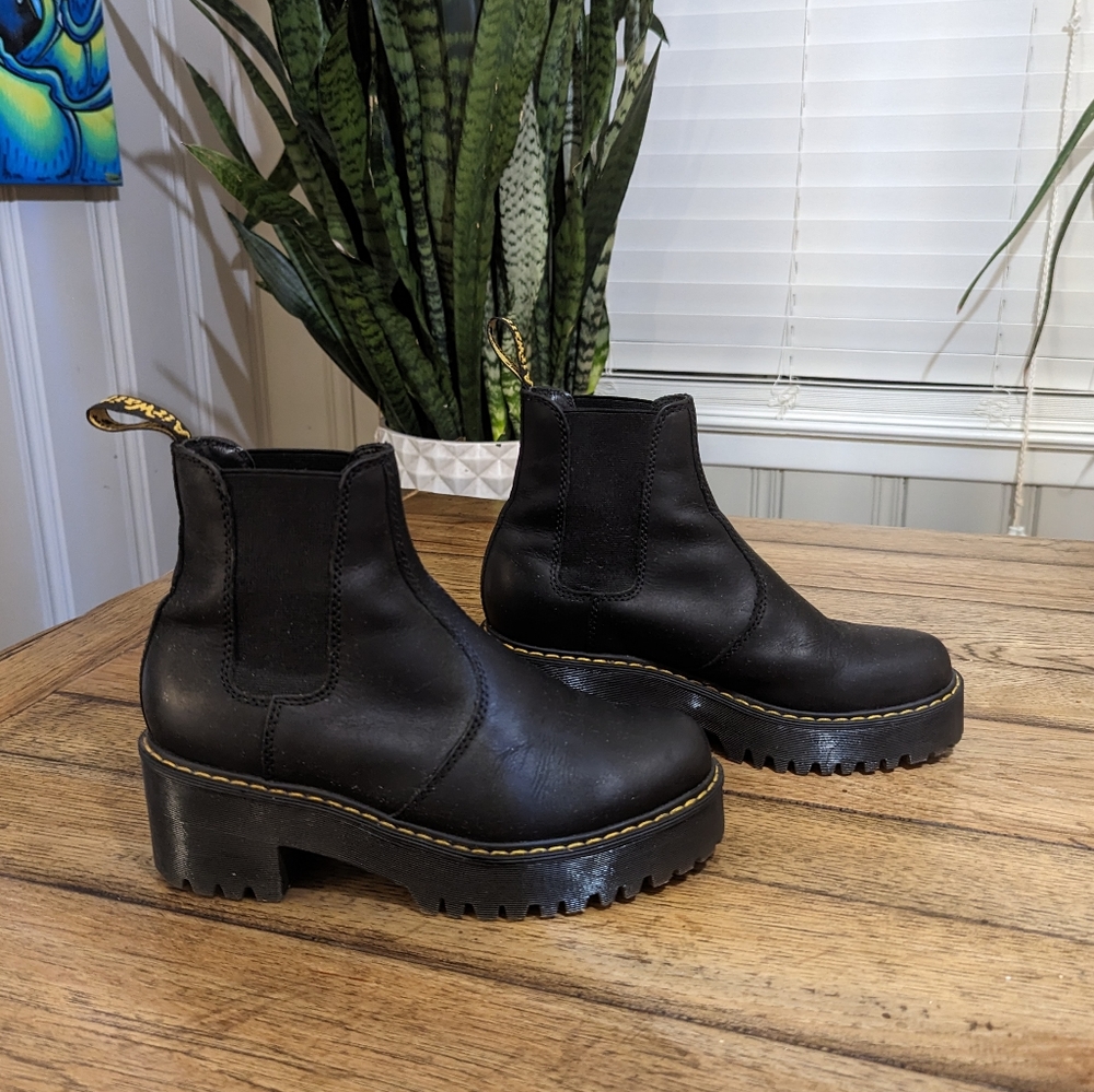 Dr. Martens Rometty, Women's Size 7, Black